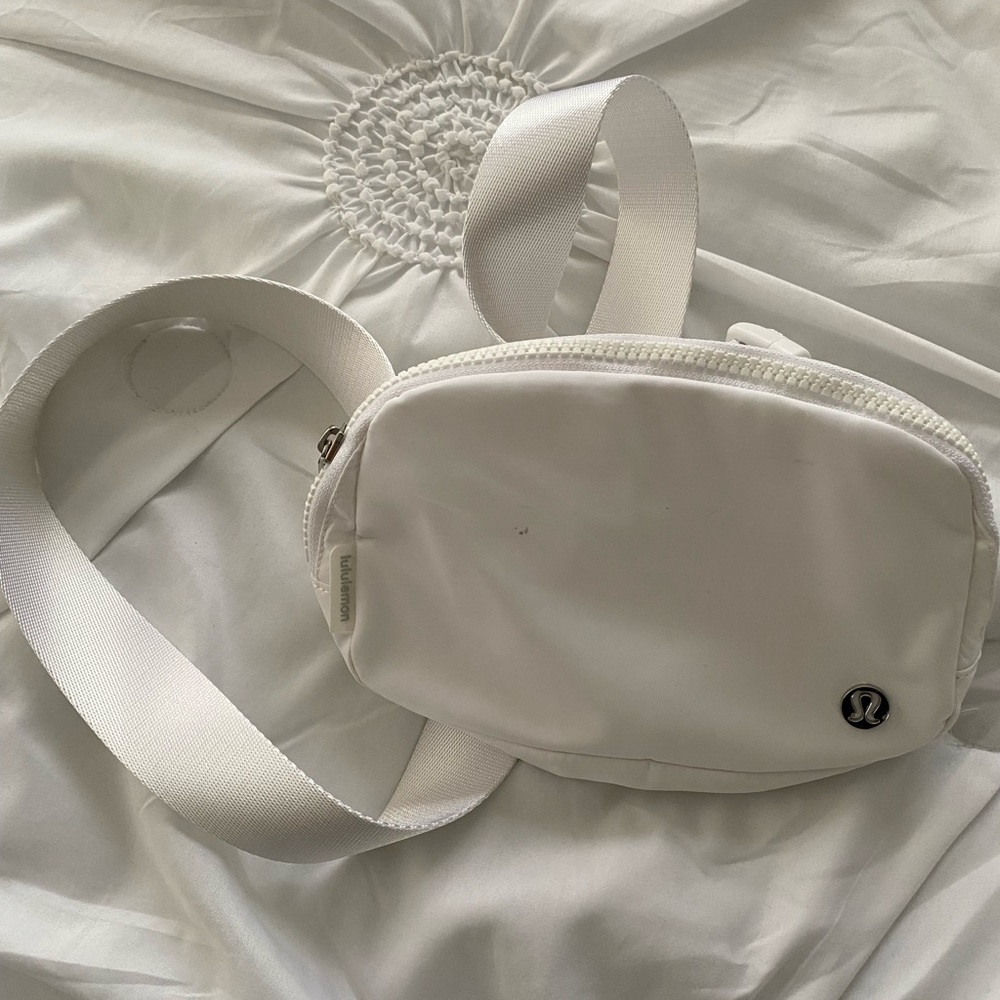 White Lululemon Belt Bag